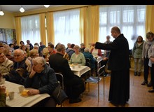 Wizytacja kanoniczna - Spotkanie chorych i seniorów z ks. biskupem w salkach (08.10.2022 10.00)